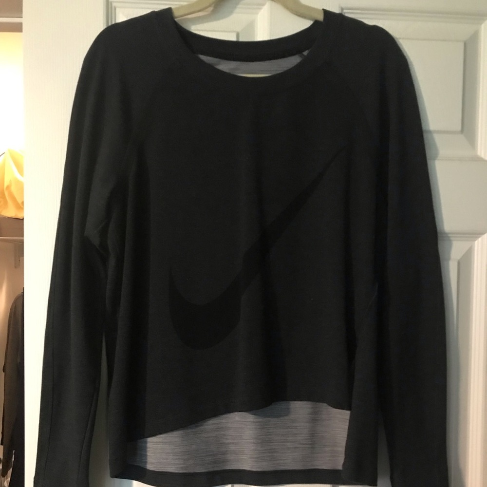 Nike Dry Fit Crop Sweatshirt
